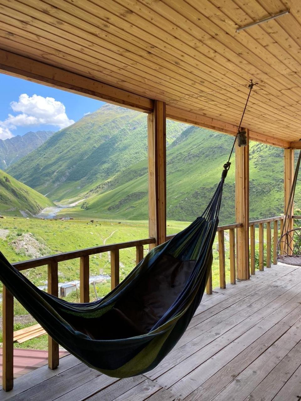 Shio's Stonehouse in Tusheti Hostel Buitenkant foto